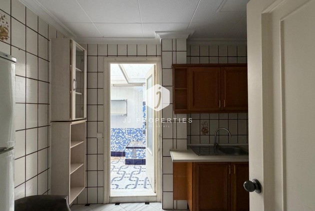 Resale - Apartment / flat -
Torrevieja - Centro