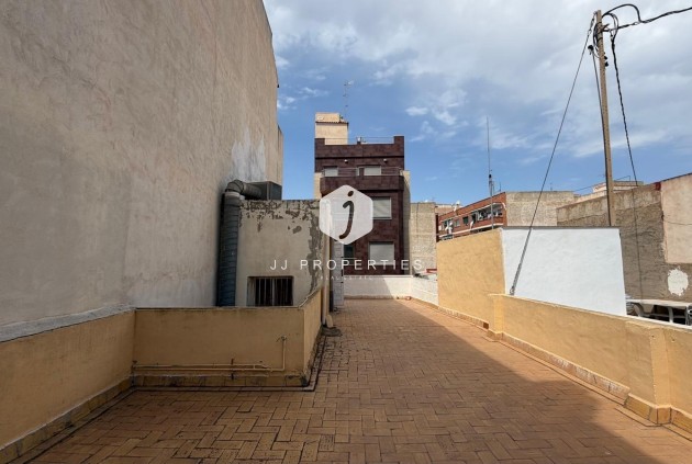 Resale - Apartment / flat -
Torrevieja - Centro