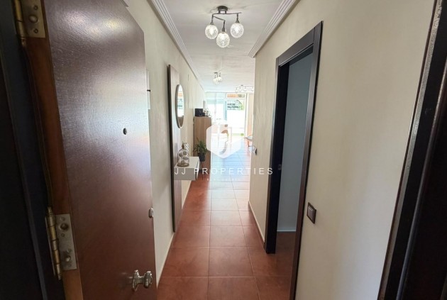 Resale - Apartment / flat -
Torrevieja - Torreblanca