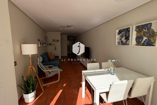 Resale - Apartment / flat -
Torrevieja - Torreblanca