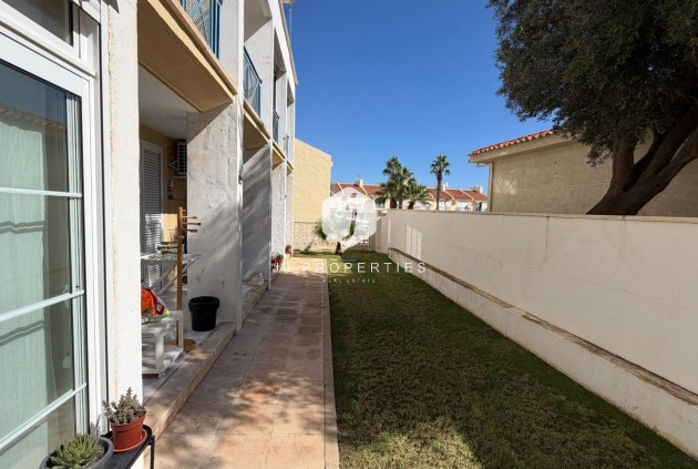 Resale - Apartment / flat -
Torrevieja - Torreblanca