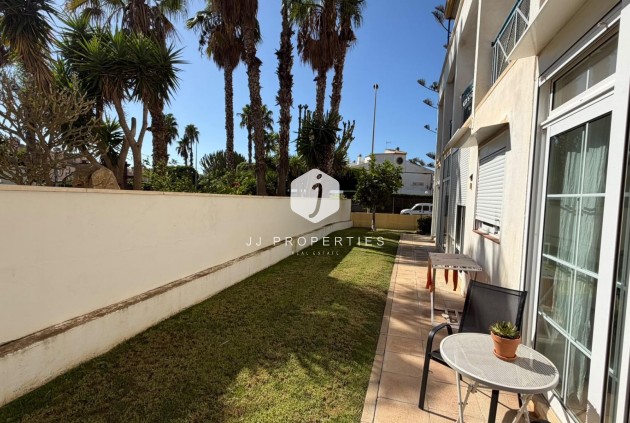 Resale - Apartment / flat -
Torrevieja - Torreblanca
