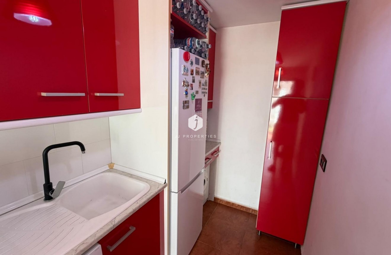 Resale - Apartment / flat -
Torrevieja - Torreblanca