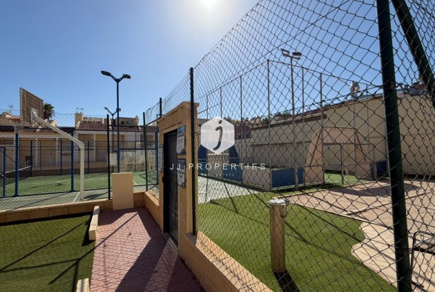 Resale - Apartment / flat -
Torrevieja - Torreblanca