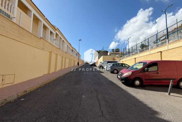 Resale - Apartment / flat -
Torrevieja - Torreblanca