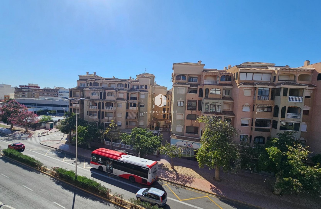 Tweedehands - Appartement / flat -
Torrevieja - PARQUE DE LAS NACIONES