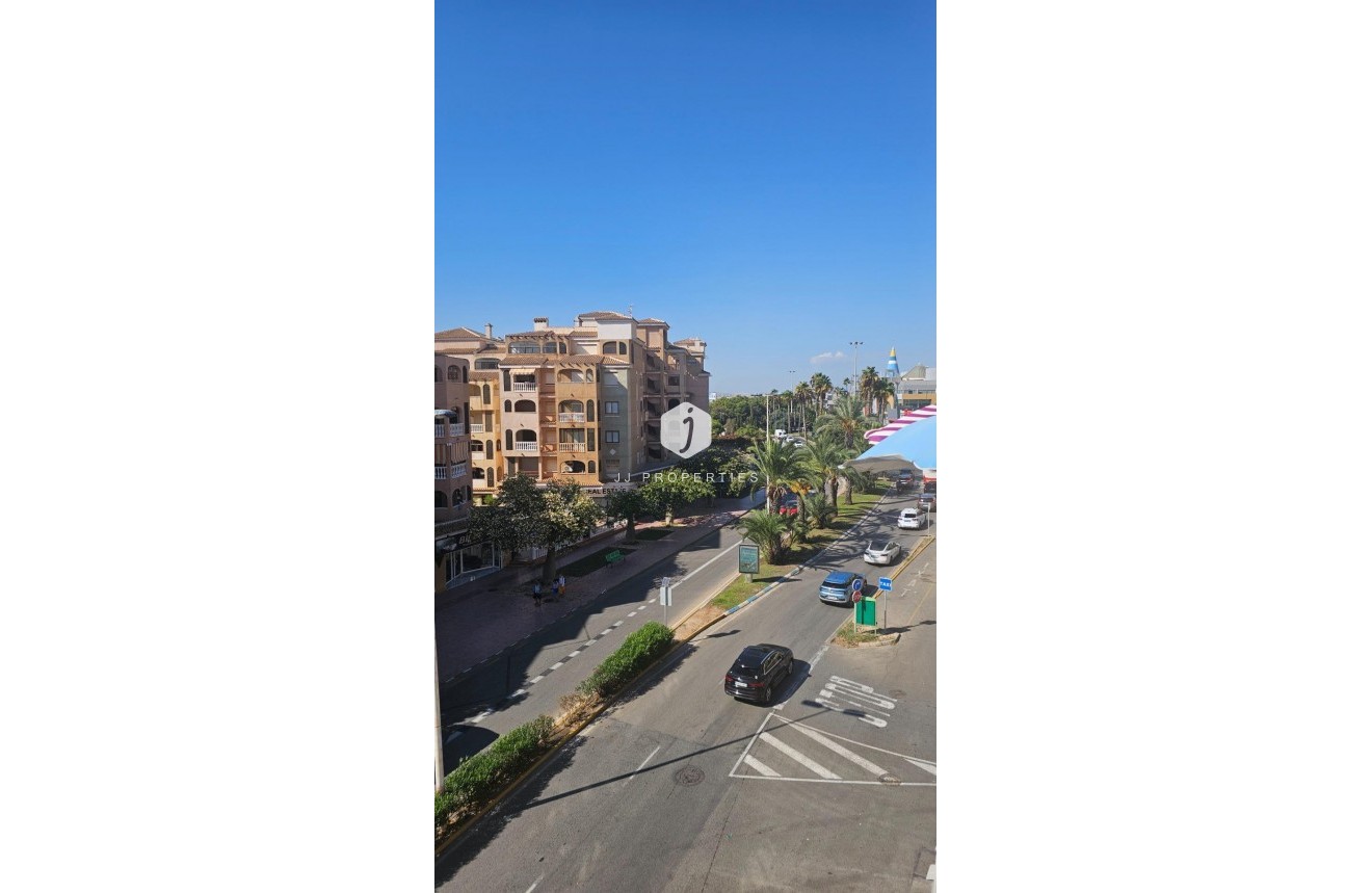 Tweedehands - Appartement / flat -
Torrevieja - PARQUE DE LAS NACIONES