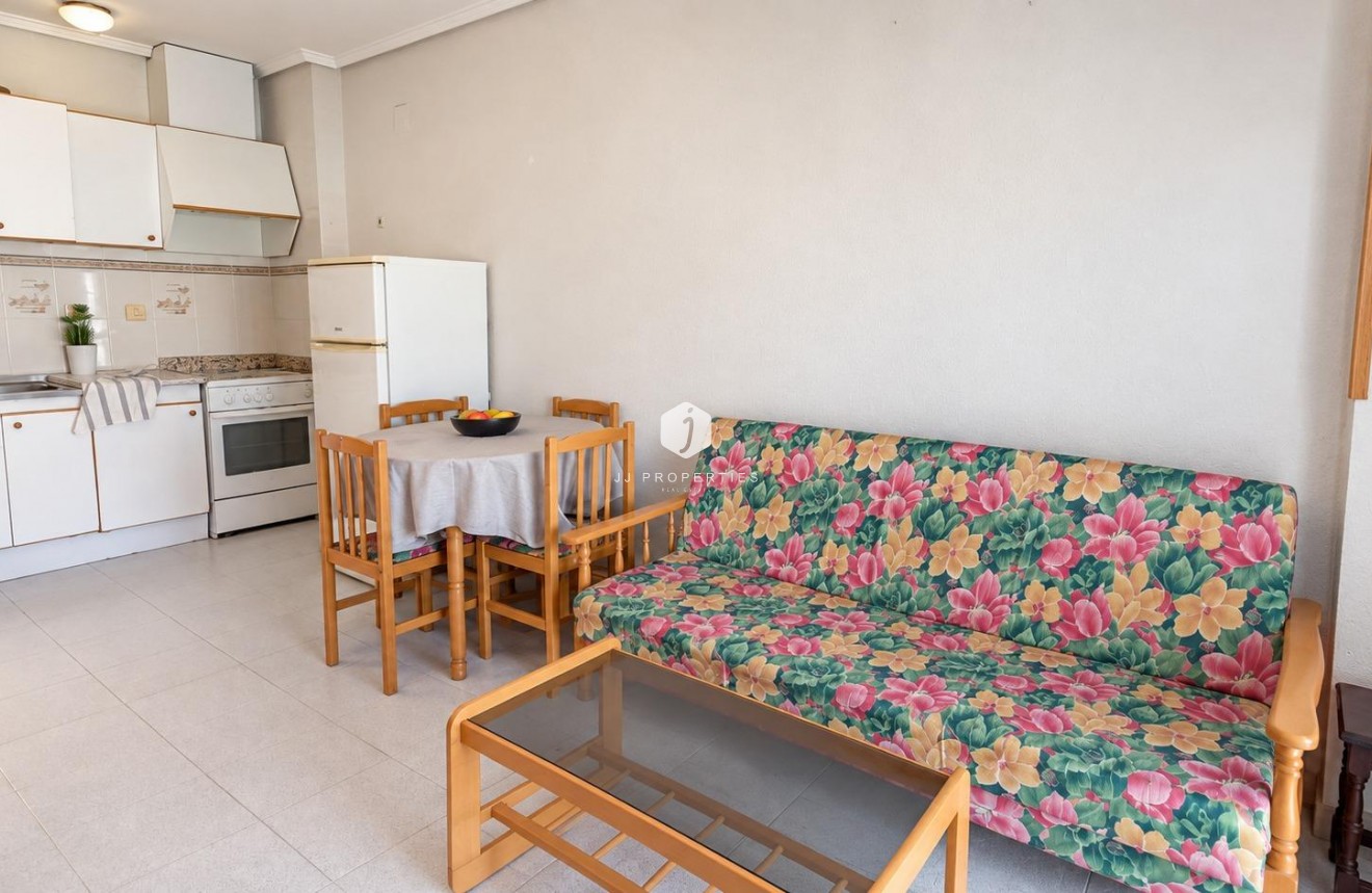 Tweedehands - Appartement / flat -
Torrevieja - La Siesta - El Salado - Torreta