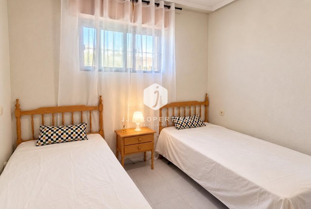 Tweedehands - Appartement / flat -
Torrevieja - La Siesta - El Salado - Torreta
