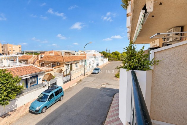 Tweedehands - Appartement / flat -
Torrevieja - La Siesta - El Salado - Torreta