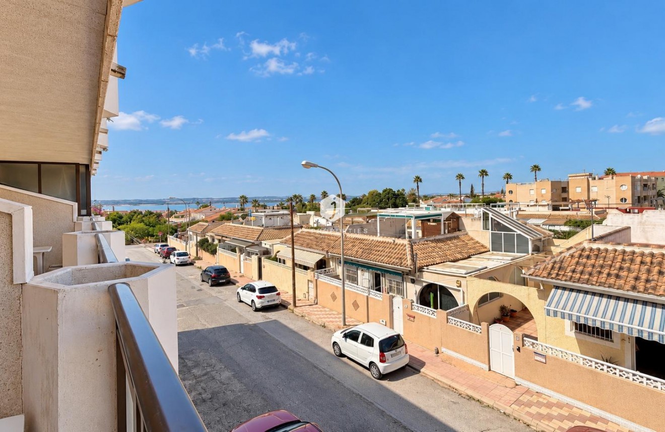 Tweedehands - Appartement / flat -
Torrevieja - La Siesta - El Salado - Torreta