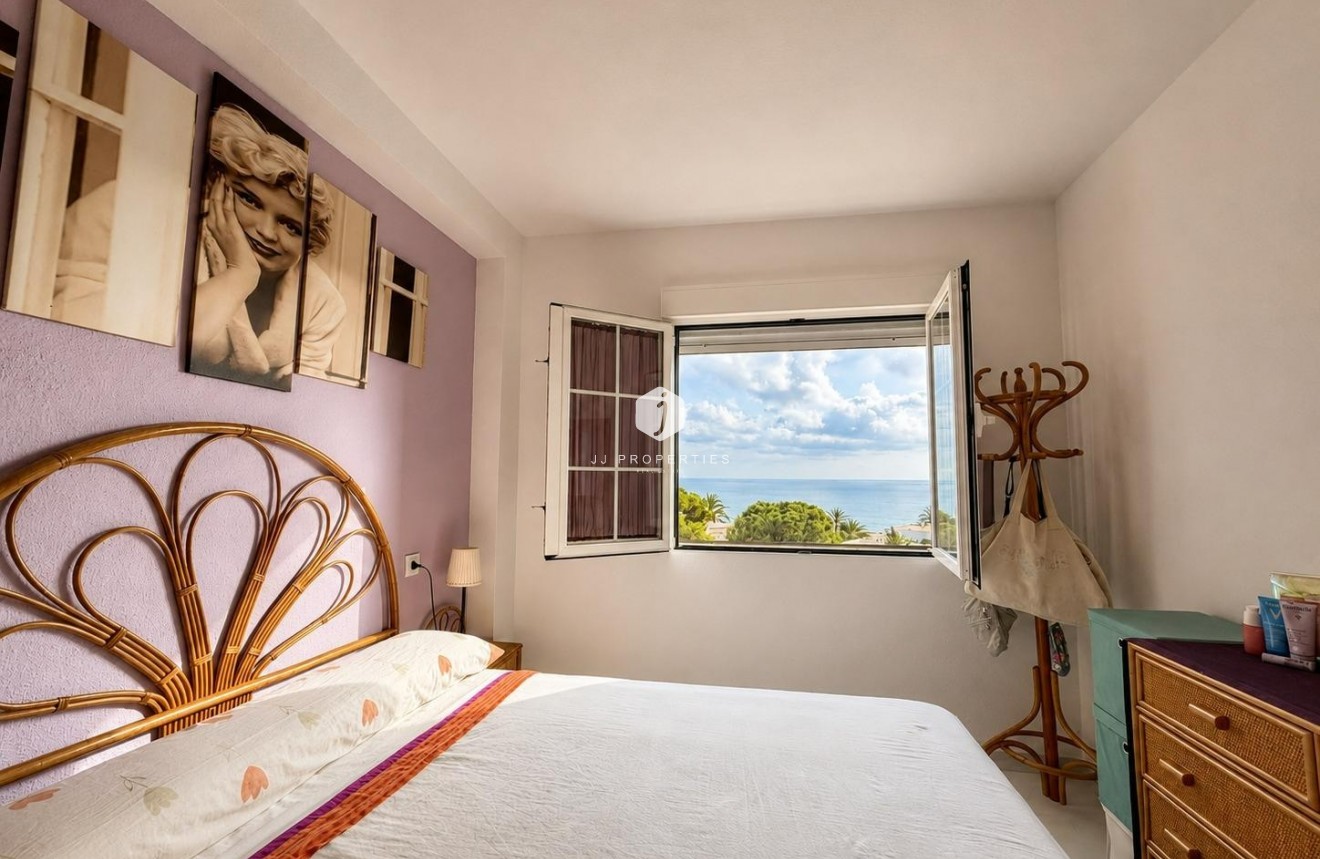 Long Term Rental - Apartment / flat -
Torrevieja - Cabo cervera