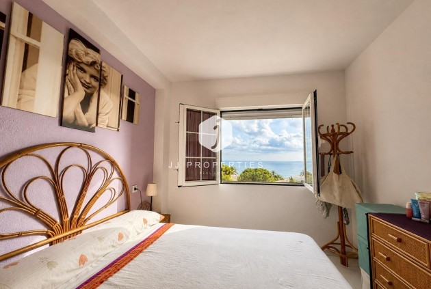 Long Term Rental - Apartment / flat -
Torrevieja - Cabo cervera