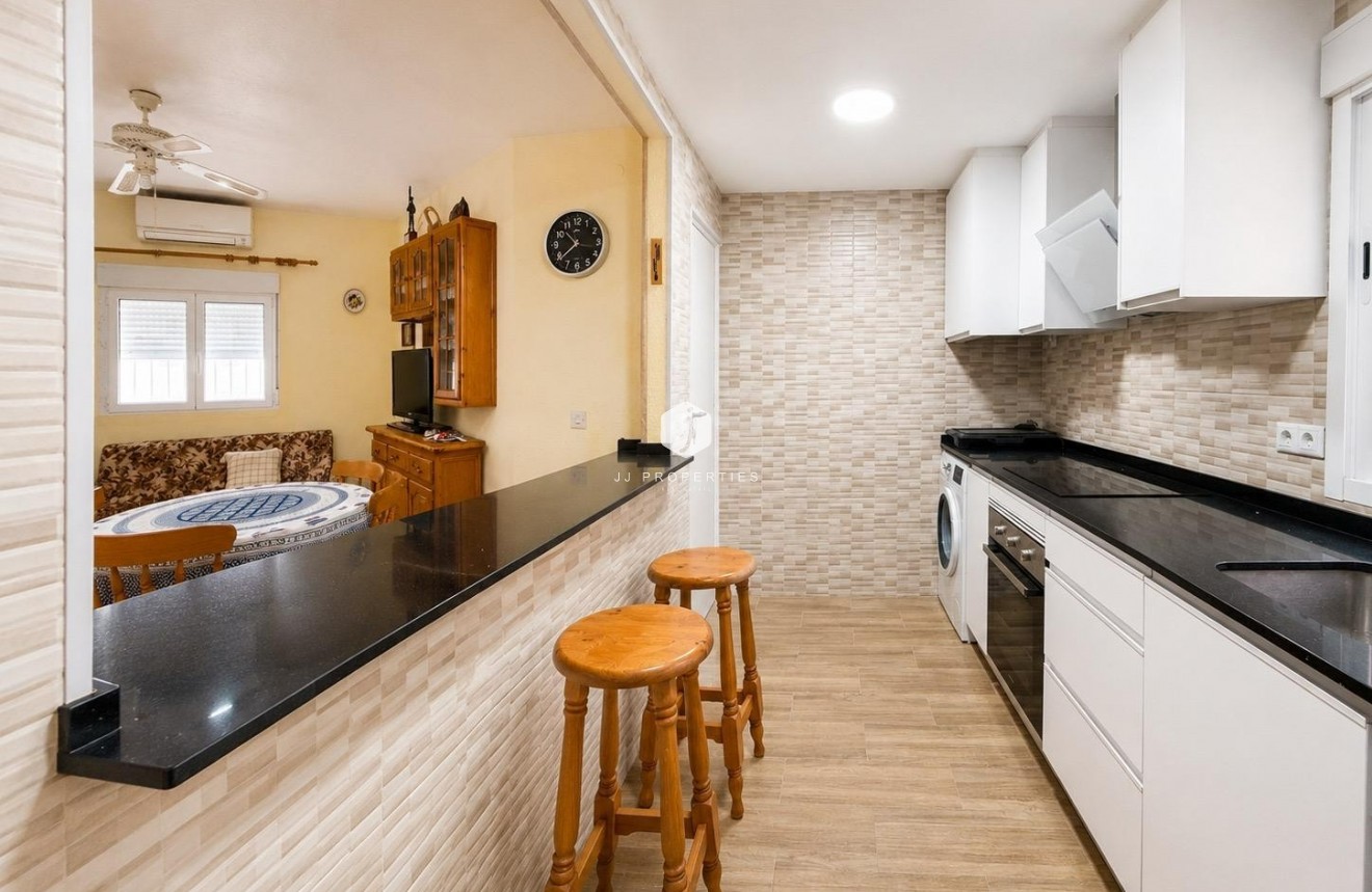 Long Term Rental - Chalet -
Torrevieja - Nueva Torrevieja