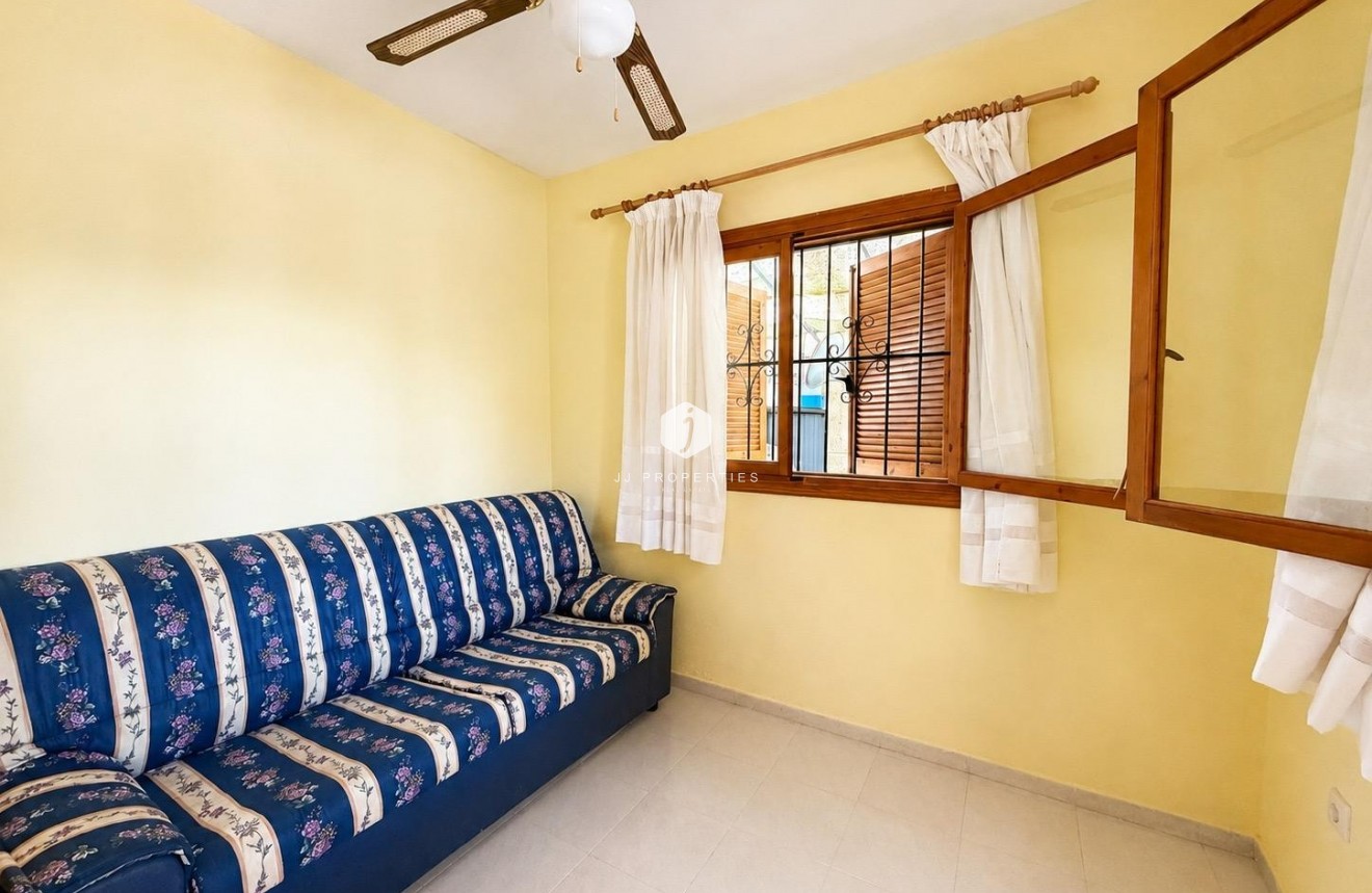 Long Term Rental - Chalet -
Torrevieja - Nueva Torrevieja