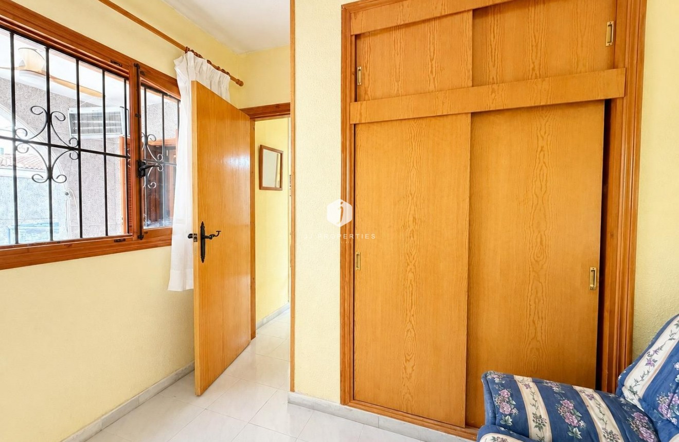 Long Term Rental - Chalet -
Torrevieja - Nueva Torrevieja