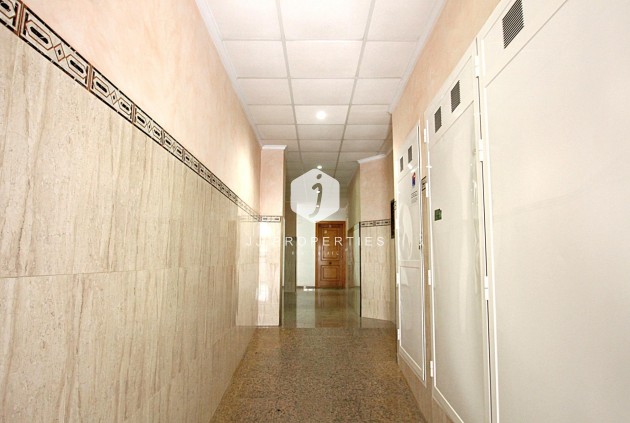 Aus zweiter Hand - Wohnung -
Torrevieja - Las Piscinas Naturales