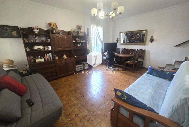 Tweedehands - duplex -
Torrevieja - Habaneras