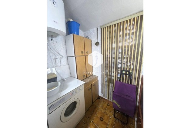 Tweedehands - duplex -
Torrevieja - Habaneras