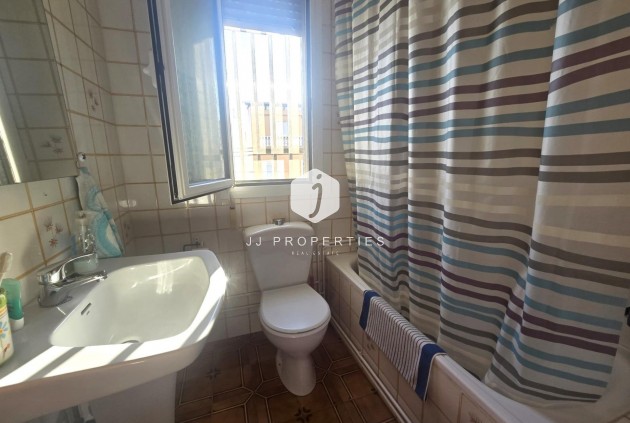 Tweedehands - duplex -
Torrevieja - Habaneras