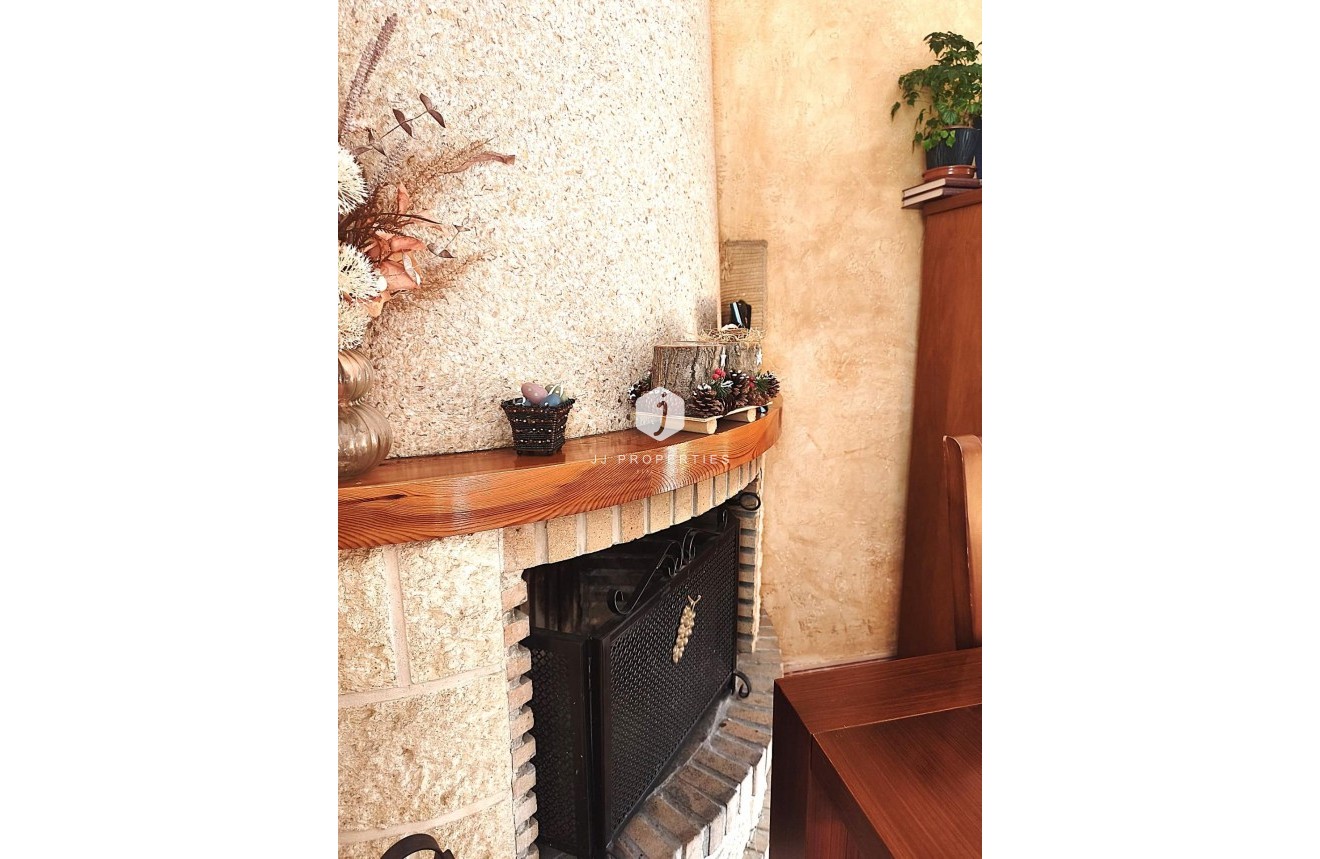Resale - Apartment / flat -
Torrevieja - Centro
