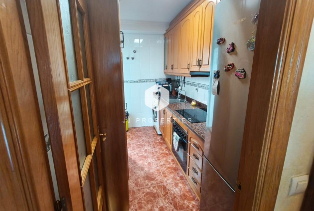 Resale - Apartment / flat -
Torrevieja - Centro