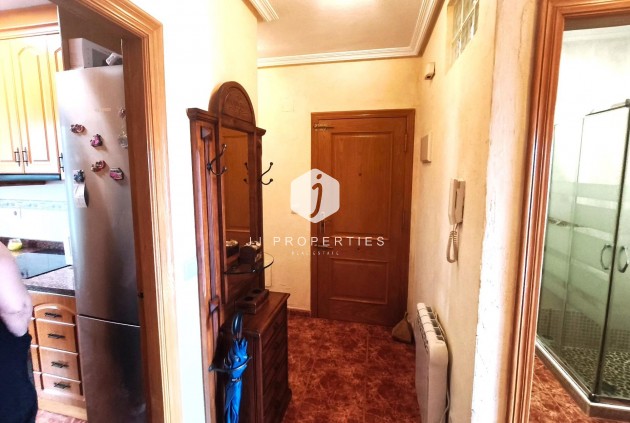 Resale - Apartment / flat -
Torrevieja - Centro