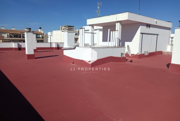 Resale - Apartment / flat -
Torrevieja - Centro
