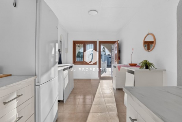Resale - Villa -
Torrevieja - Costa Blanca