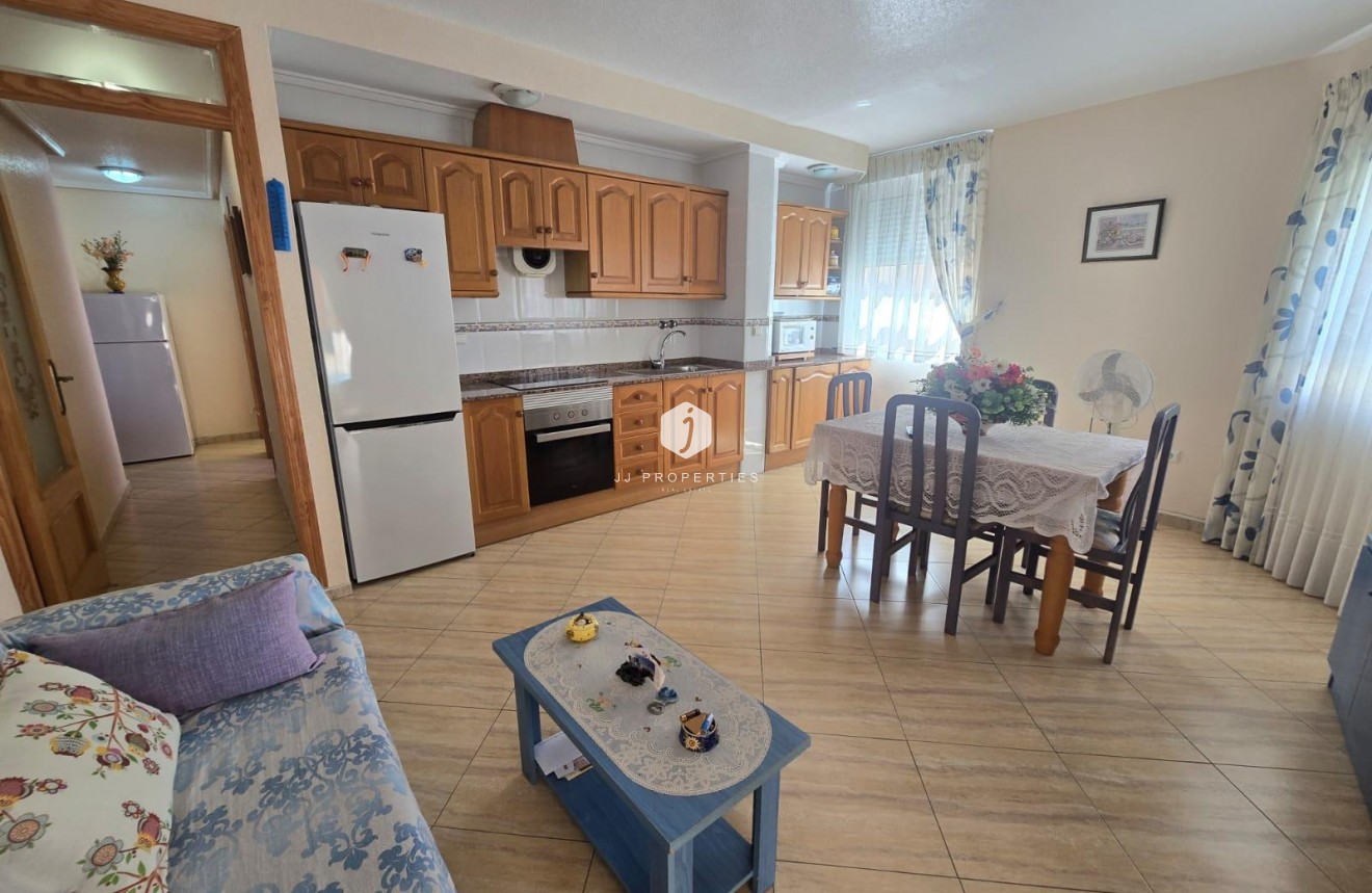 Tweedehands - Appartement / flat -
Torrevieja - Playa del Cura