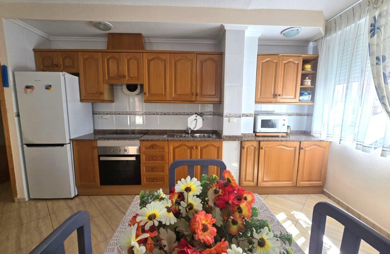 Tweedehands - Appartement / flat -
Torrevieja - Playa del Cura