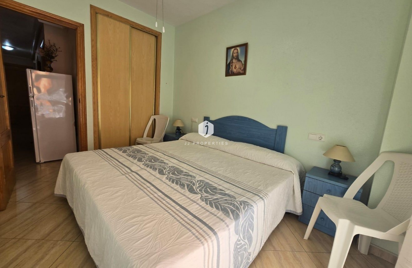 Tweedehands - Appartement / flat -
Torrevieja - Playa del Cura