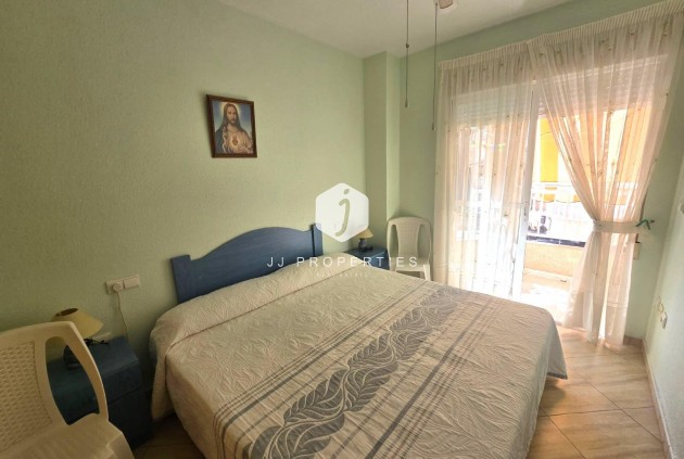 Tweedehands - Appartement / flat -
Torrevieja - Playa del Cura
