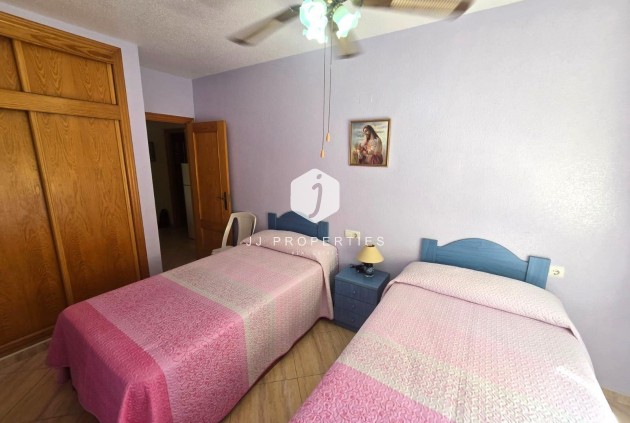 Tweedehands - Appartement / flat -
Torrevieja - Playa del Cura