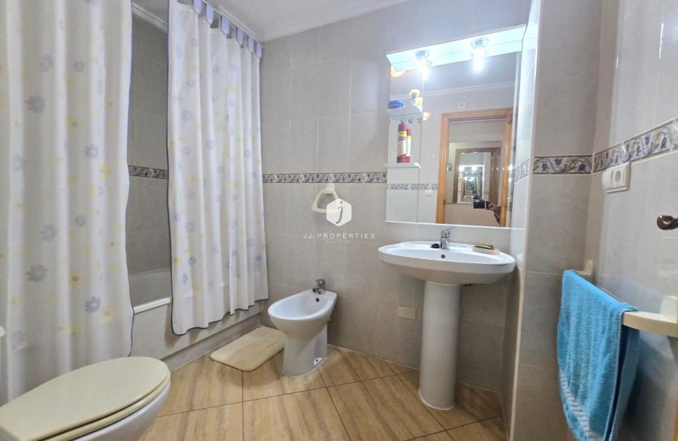 Tweedehands - Appartement / flat -
Torrevieja - Playa del Cura
