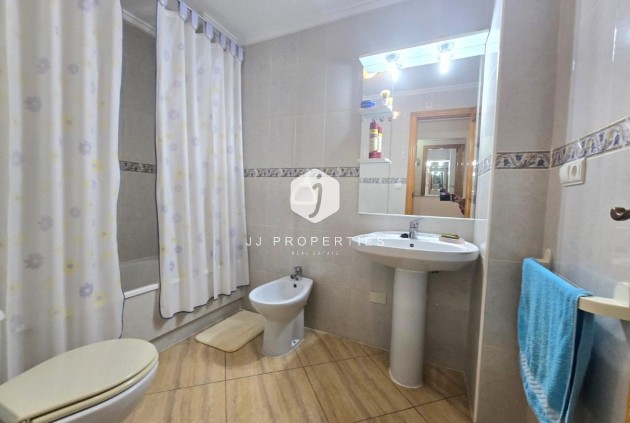 Tweedehands - Appartement / flat -
Torrevieja - Playa del Cura