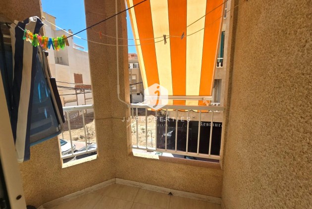 Tweedehands - Appartement / flat -
Torrevieja - Playa del Cura