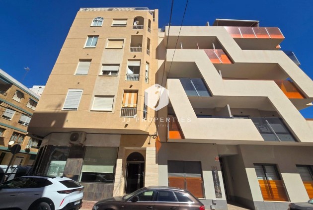 Tweedehands - Appartement / flat -
Torrevieja - Playa del Cura