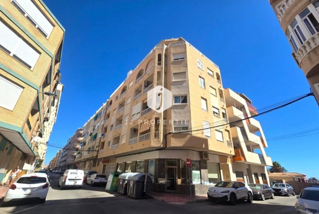 Tweedehands - Appartement / flat -
Torrevieja - Playa del Cura
