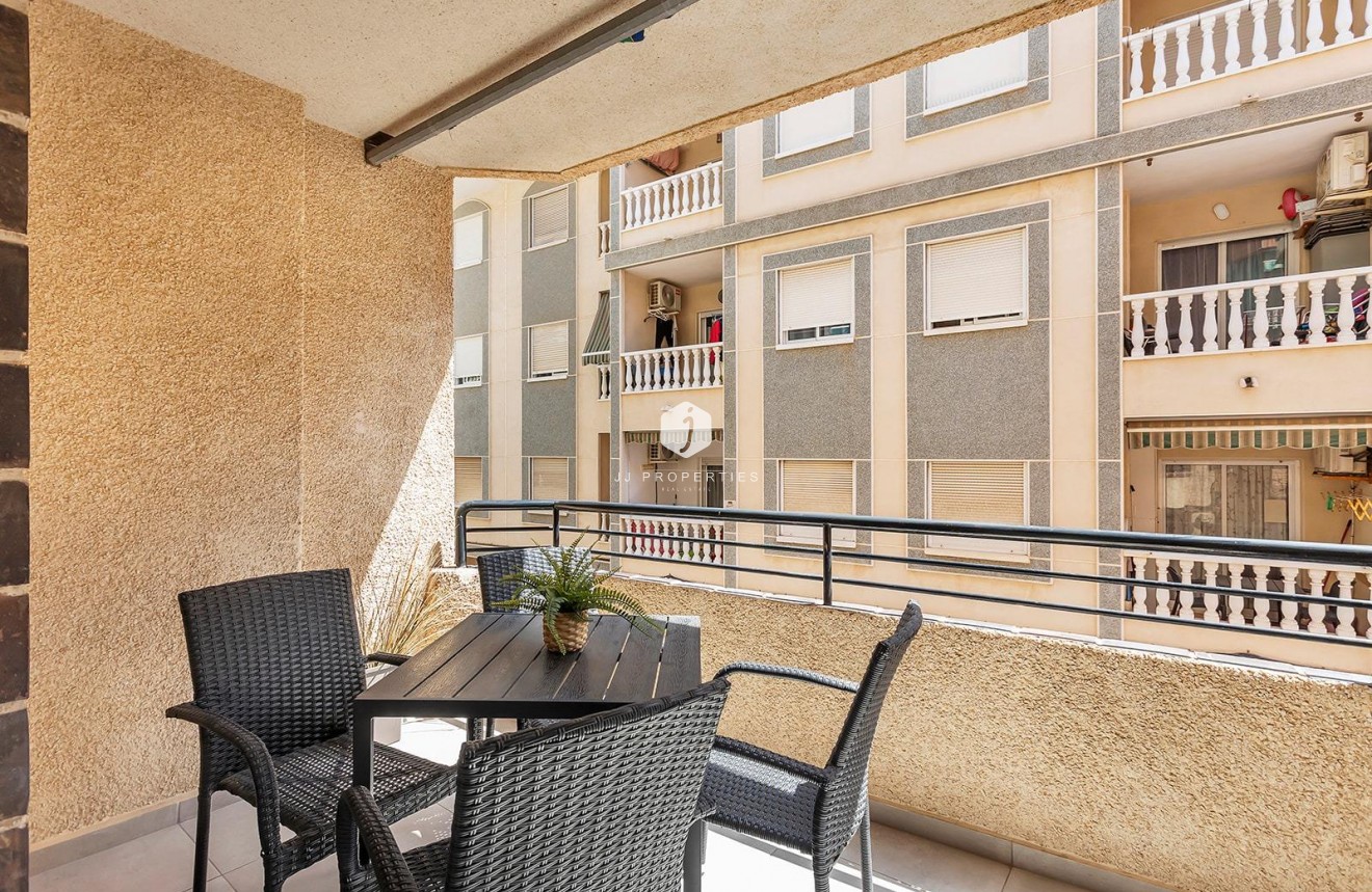 Aus zweiter Hand - Wohnung -
Torrevieja - Playa de los Locos