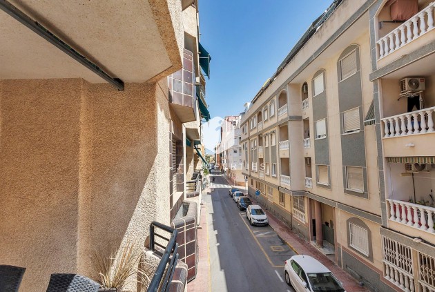 Aus zweiter Hand - Wohnung -
Torrevieja - Playa de los Locos