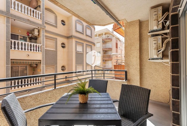 Aus zweiter Hand - Wohnung -
Torrevieja - Playa de los Locos