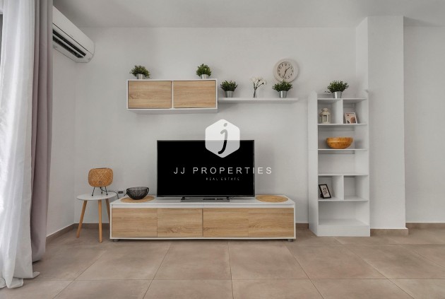 Aus zweiter Hand - Wohnung -
Torrevieja - Playa de los Locos