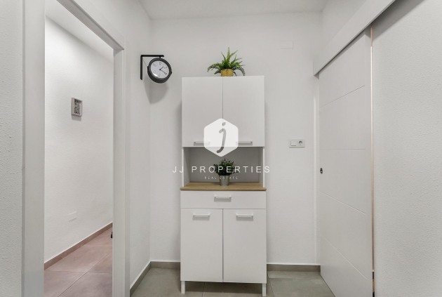 Aus zweiter Hand - Wohnung -
Torrevieja - Playa de los Locos