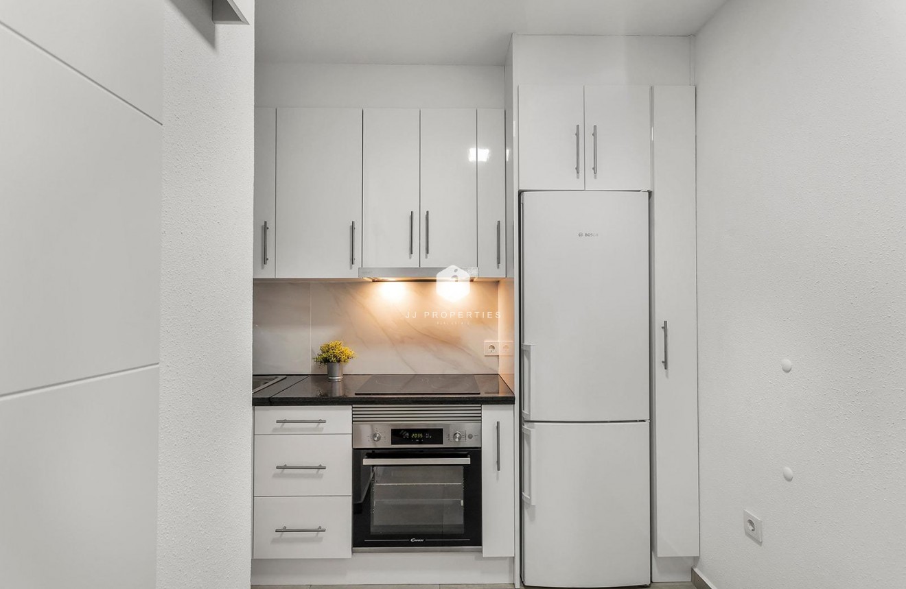 Aus zweiter Hand - Wohnung -
Torrevieja - Playa de los Locos