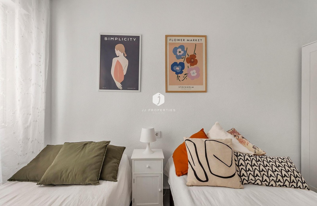 Aus zweiter Hand - Wohnung -
Torrevieja - Playa de los Locos