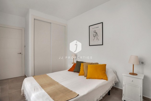 Aus zweiter Hand - Wohnung -
Torrevieja - Playa de los Locos