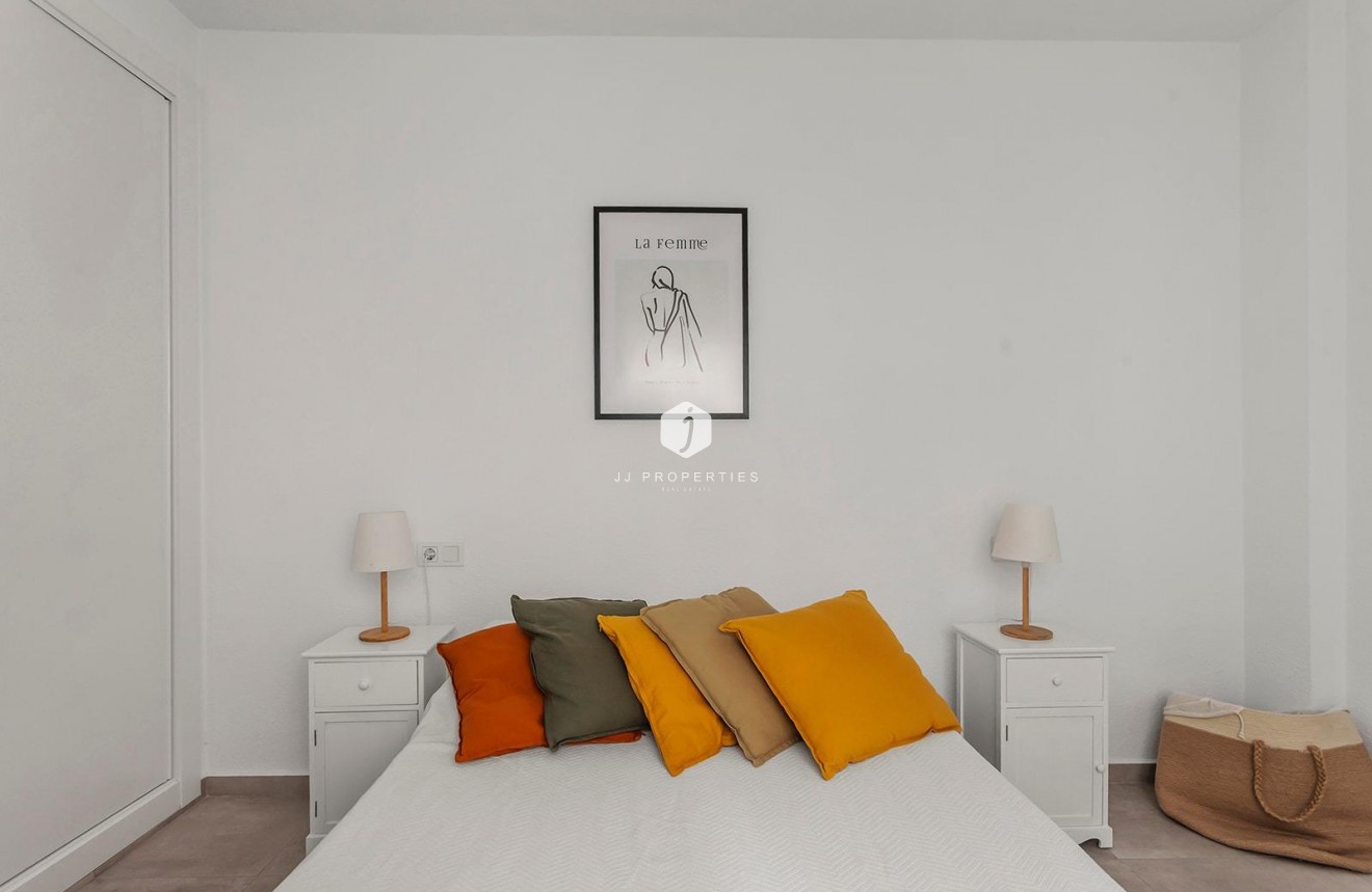 Aus zweiter Hand - Wohnung -
Torrevieja - Playa de los Locos