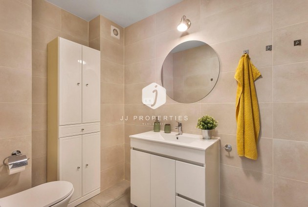 Aus zweiter Hand - Wohnung -
Torrevieja - Playa de los Locos