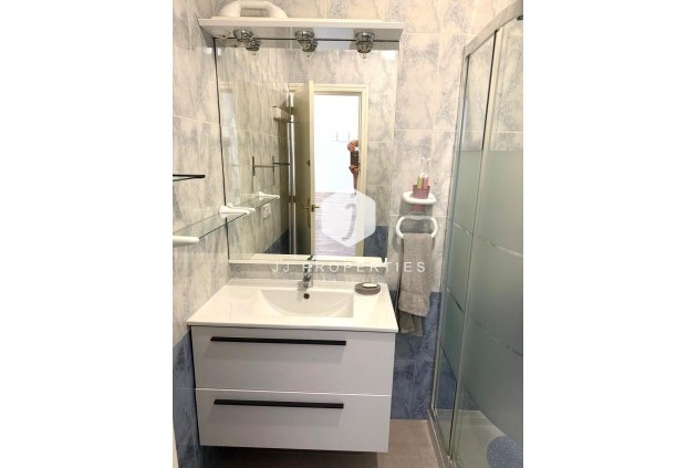 Resale - Bungalow -
Torrevieja - Torretas